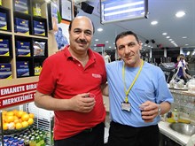 BÖĞÜRTLEN SUYU PARTİSİ